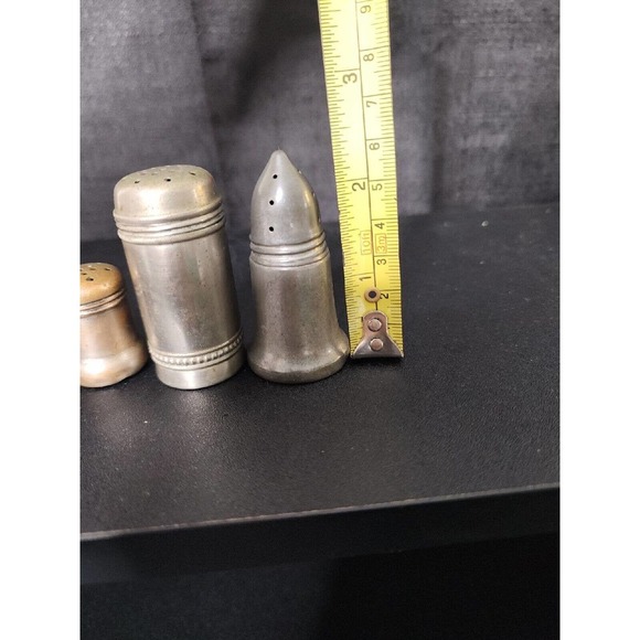 VTG Lot of 4 Mixed Pewter and WM Rogers Silverplated Salt and Pepper Shakers - Picture 5 of 5